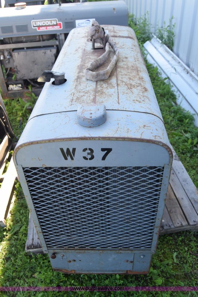 image for item L2525 Lincoln SA200 arc welder