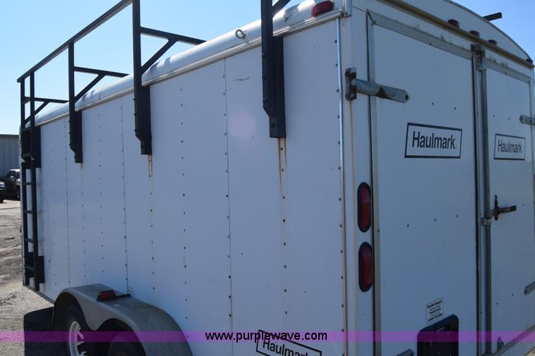 image for item L2527 2000 Haulmark K716BT-WT enclosed cargo trailer