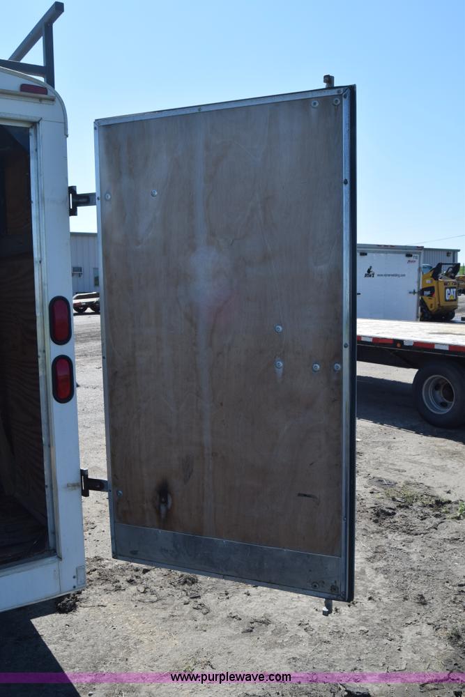 image for item L2527 2000 Haulmark K716BT-WT enclosed cargo trailer