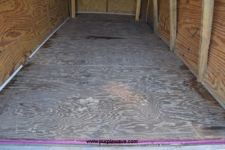 image for item L2527 2000 Haulmark K716BT-WT enclosed cargo trailer