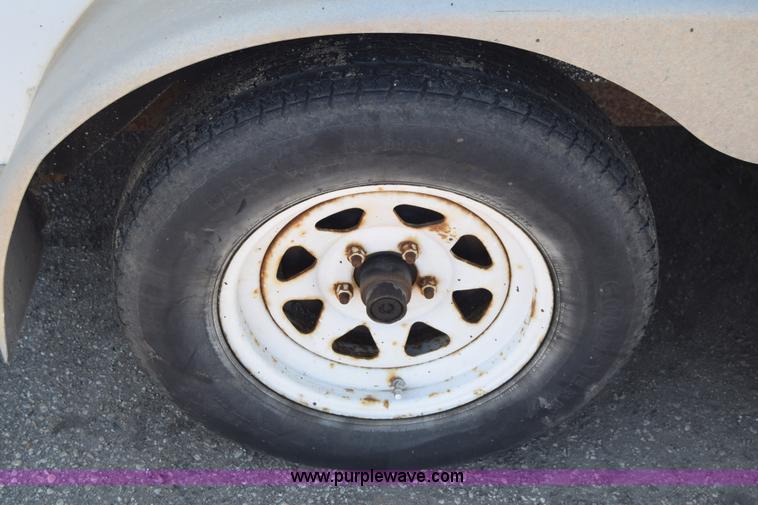 image for item L2527 2000 Haulmark K716BT-WT enclosed cargo trailer