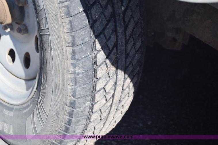 image for item L2528 2008 Wells Cargo R58202 enclosed cargo trailer