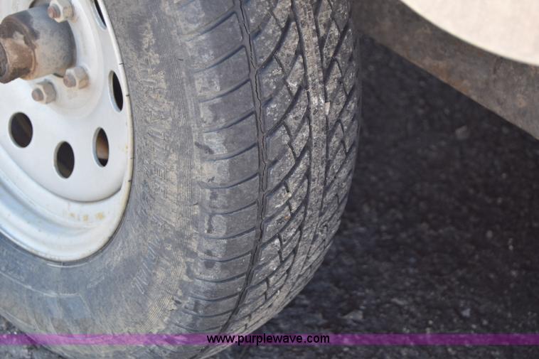 image for item L2528 2008 Wells Cargo R58202 enclosed cargo trailer