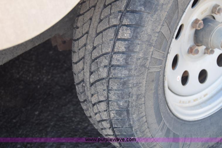 image for item L2528 2008 Wells Cargo R58202 enclosed cargo trailer