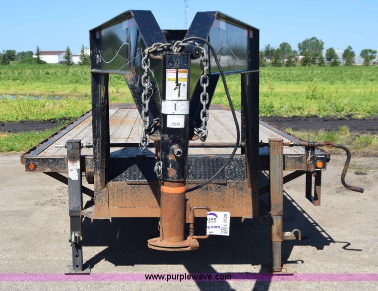 image for item L2529 2009 ABU equipment trailer