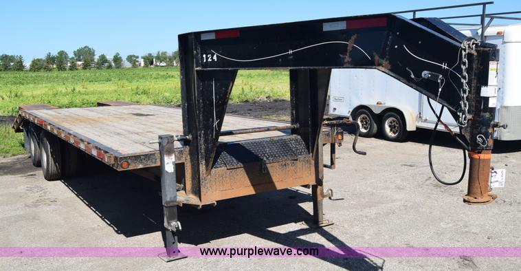 image for item L2529 2009 ABU equipment trailer