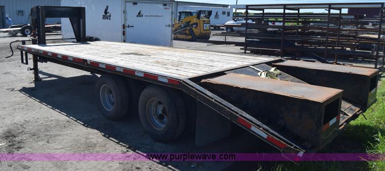 image for item L2529 2009 ABU equipment trailer