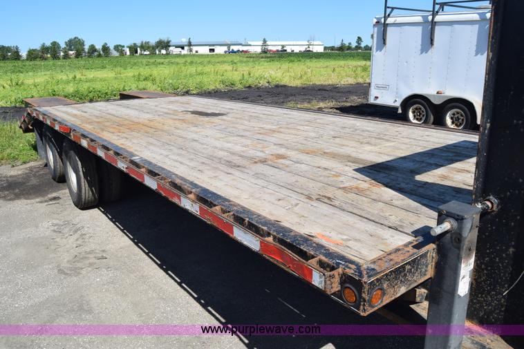 image for item L2529 2009 ABU equipment trailer
