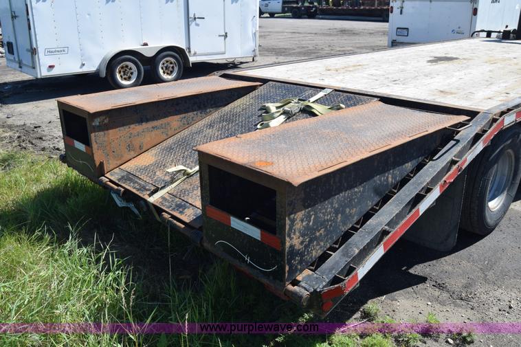image for item L2529 2009 ABU equipment trailer