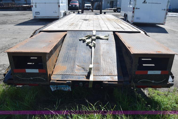 image for item L2529 2009 ABU equipment trailer