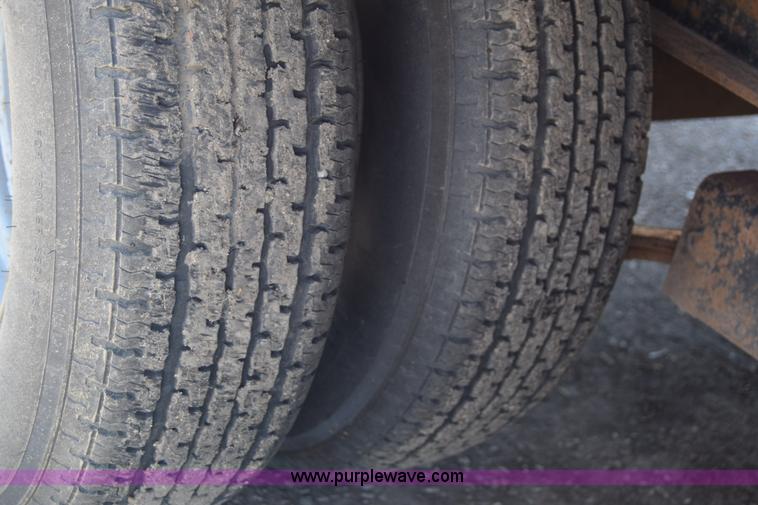 image for item L2529 2009 ABU equipment trailer