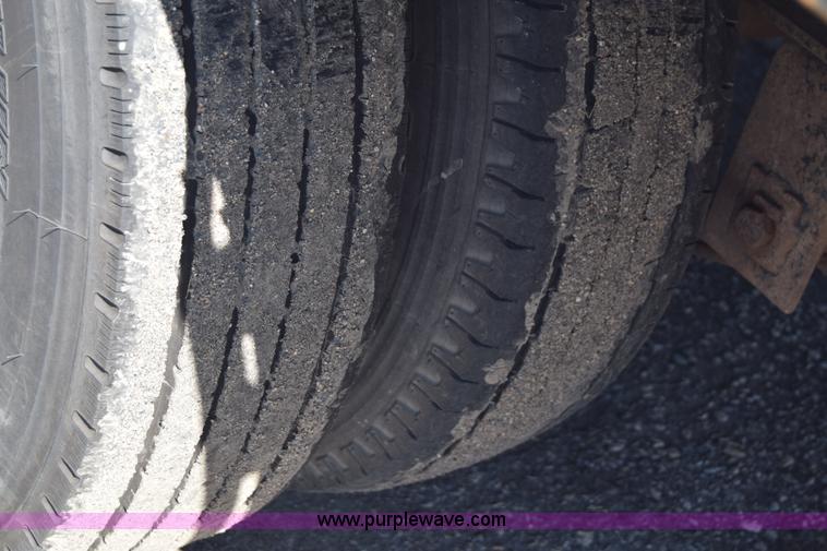 image for item L2529 2009 ABU equipment trailer