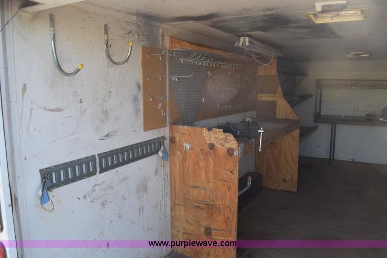 image for item L2530 2008 Pace RT8520TA2H enclosed cargo trailer