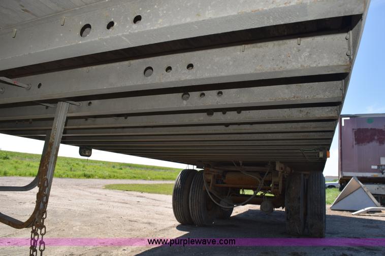 image for item L2538 1985 Great Dane dry van trailer