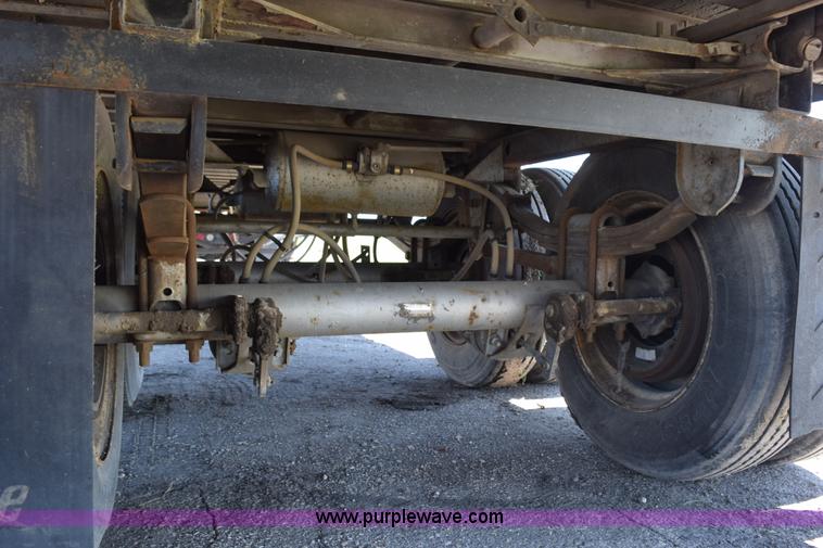 image for item L2538 1985 Great Dane dry van trailer