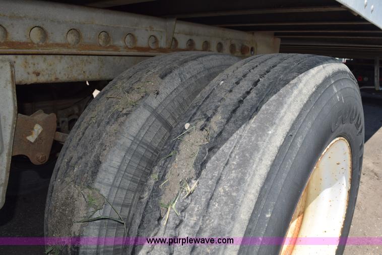 image for item L2538 1985 Great Dane dry van trailer