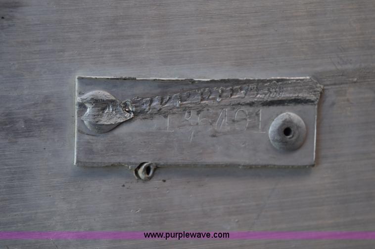 image for item L2538 1985 Great Dane dry van trailer