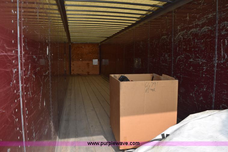 image for item L2539 1999 Great Dane dry van trailer