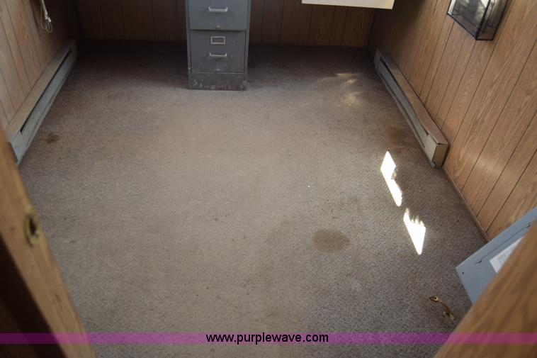 image for item L2549 1992 Technical Space office trailer