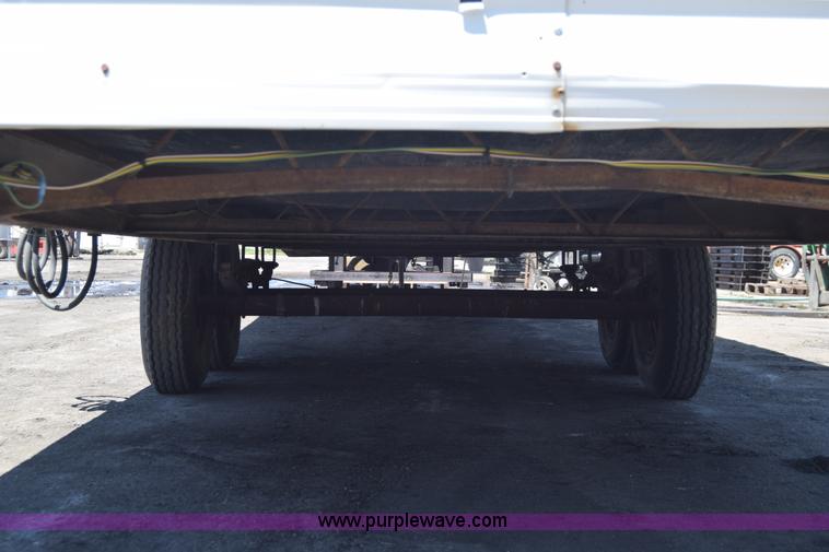 image for item L2549 1992 Technical Space office trailer