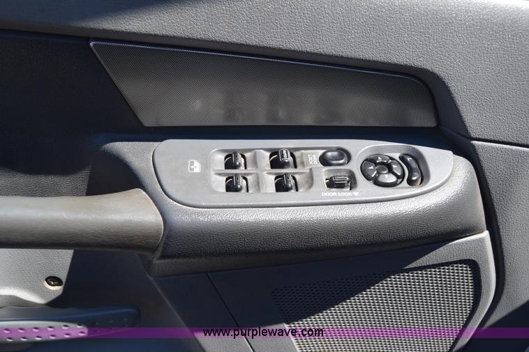 image for item L2553 2007 Dodge Ram 3500 Quad Cab pickup truck