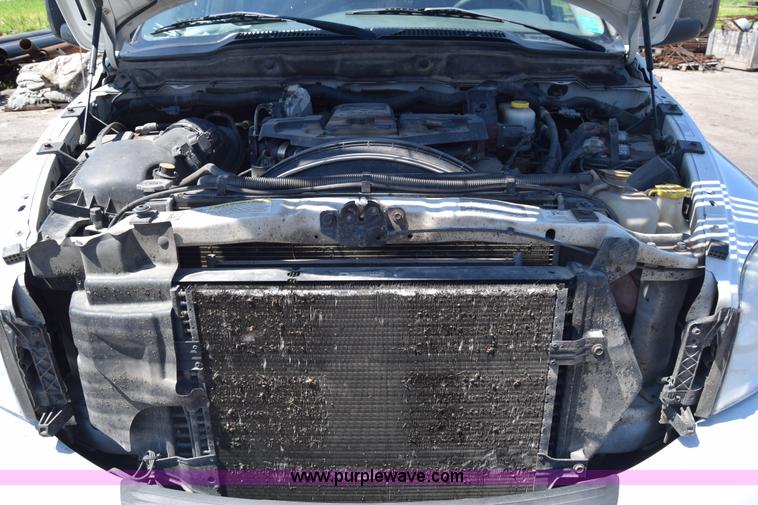 image for item L2553 2007 Dodge Ram 3500 Quad Cab pickup truck