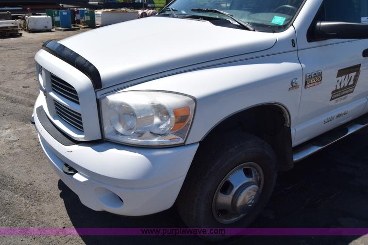 image for item L2553 2007 Dodge Ram 3500 Quad Cab pickup truck