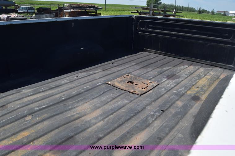 image for item L2553 2007 Dodge Ram 3500 Quad Cab pickup truck