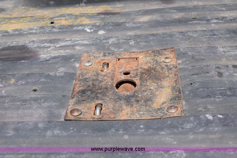 image for item L2553 2007 Dodge Ram 3500 Quad Cab pickup truck