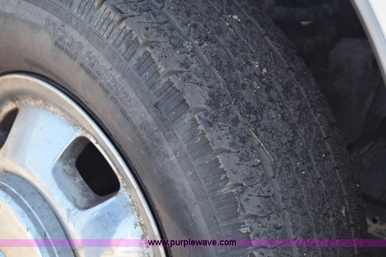 image for item L2553 2007 Dodge Ram 3500 Quad Cab pickup truck