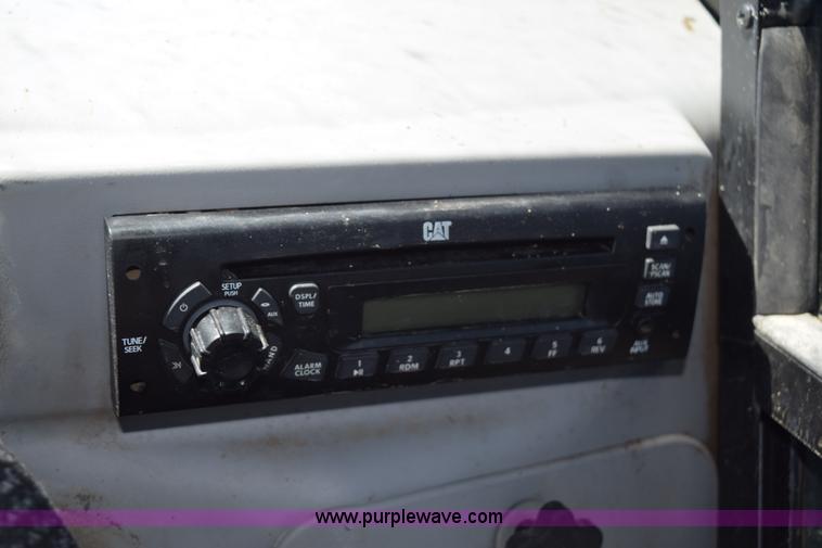 image for item L2554 2011 Caterpillar 289C skid steer