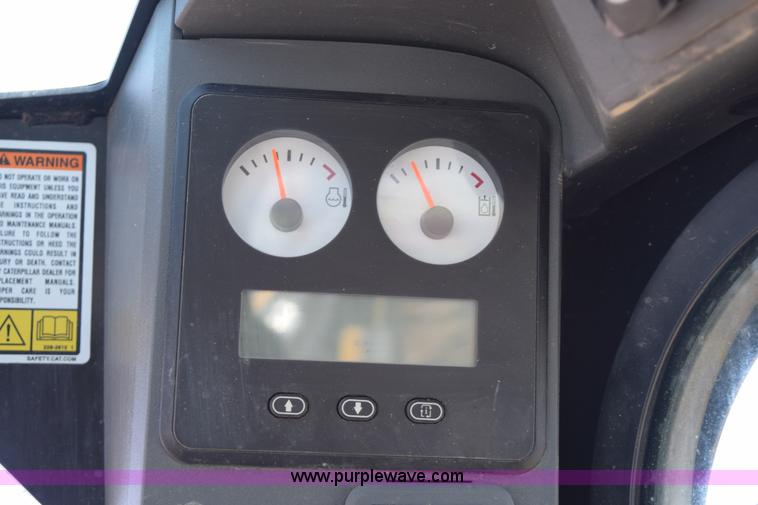 image for item L2554 2011 Caterpillar 289C skid steer