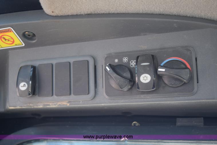 image for item L2554 2011 Caterpillar 289C skid steer