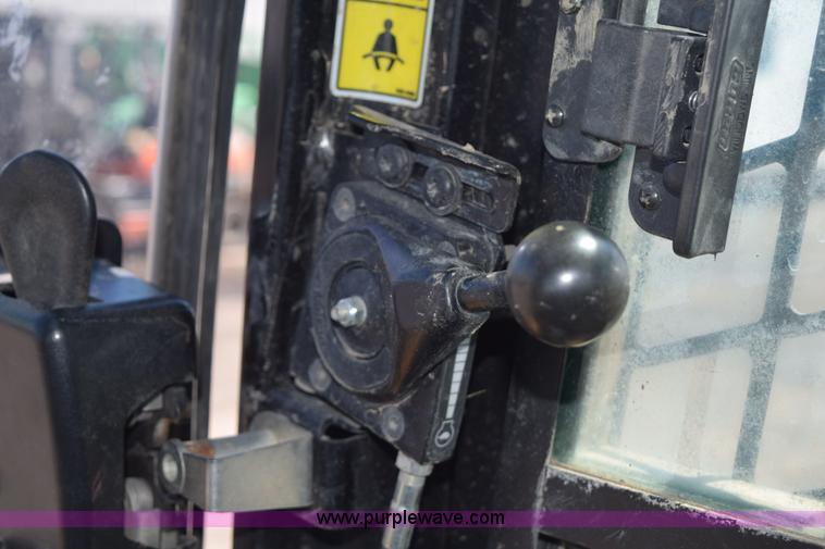 image for item L2554 2011 Caterpillar 289C skid steer