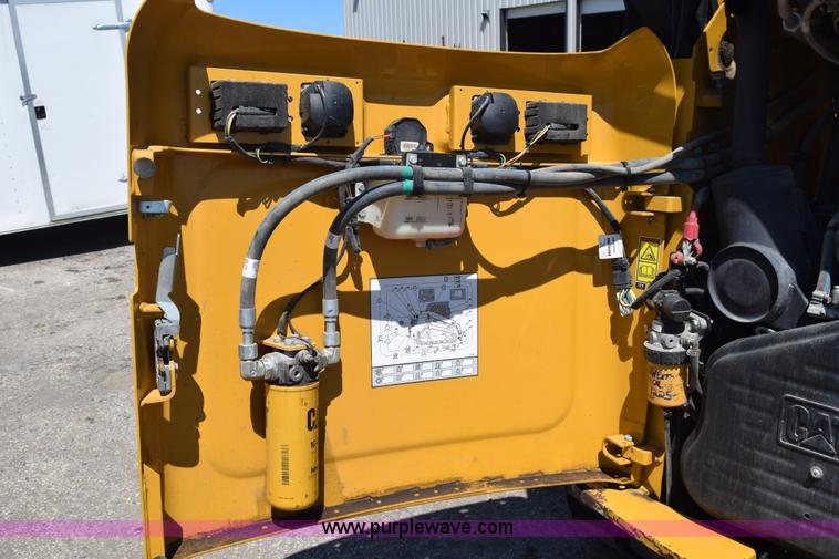 image for item L2554 2011 Caterpillar 289C skid steer