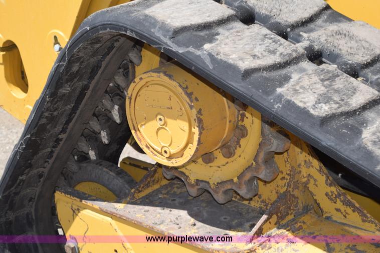 image for item L2554 2011 Caterpillar 289C skid steer