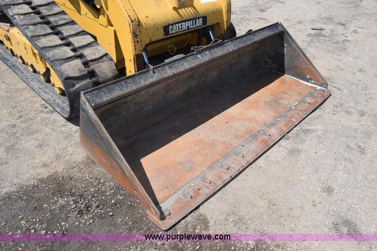 image for item L2554 2011 Caterpillar 289C skid steer