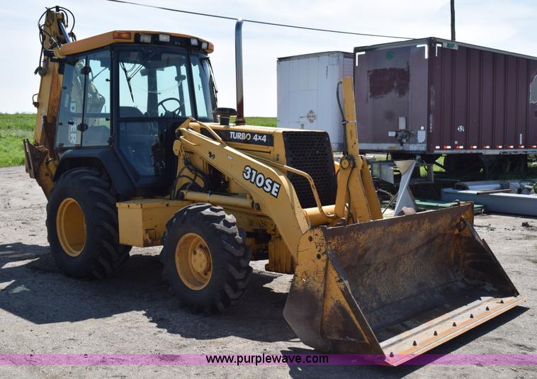 image for item L2565 1997 John Deere 310SE backhoe