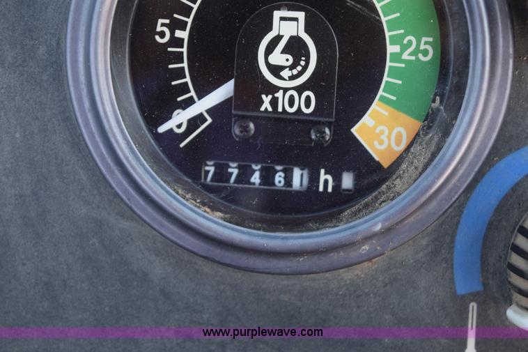 image for item L2565 1997 John Deere 310SE backhoe