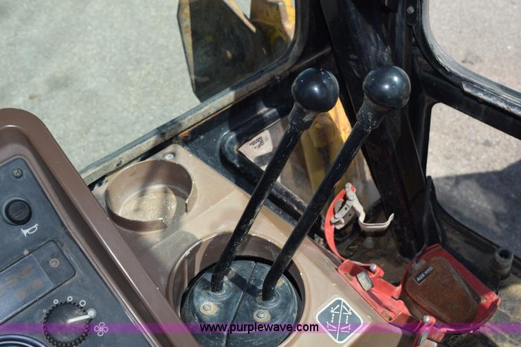 image for item L2565 1997 John Deere 310SE backhoe