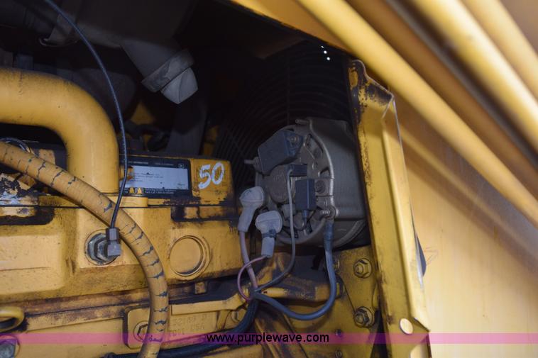 image for item L2565 1997 John Deere 310SE backhoe