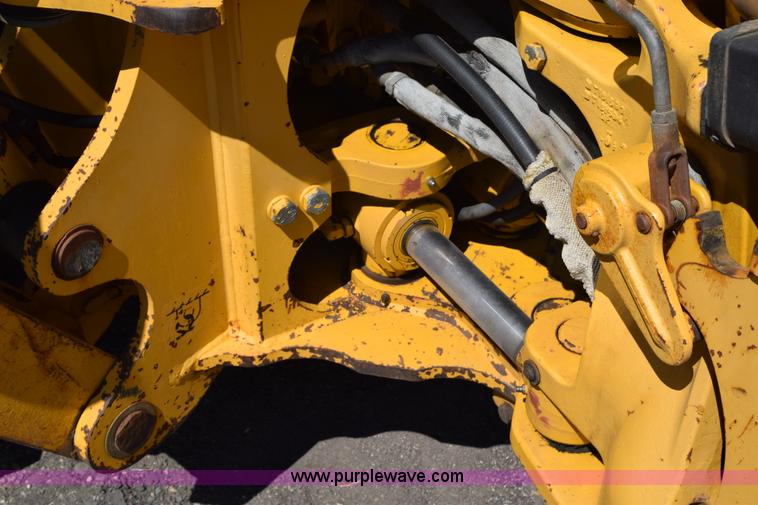 image for item L2565 1997 John Deere 310SE backhoe