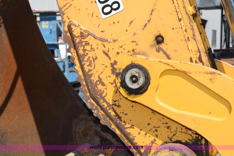 image for item L2565 1997 John Deere 310SE backhoe
