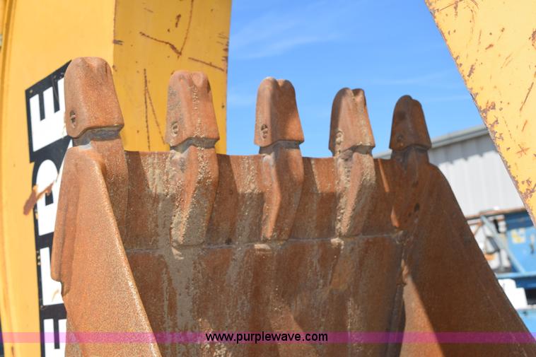 image for item L2565 1997 John Deere 310SE backhoe