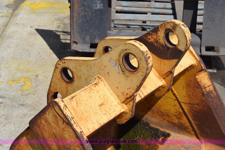 image for item L2565 1997 John Deere 310SE backhoe