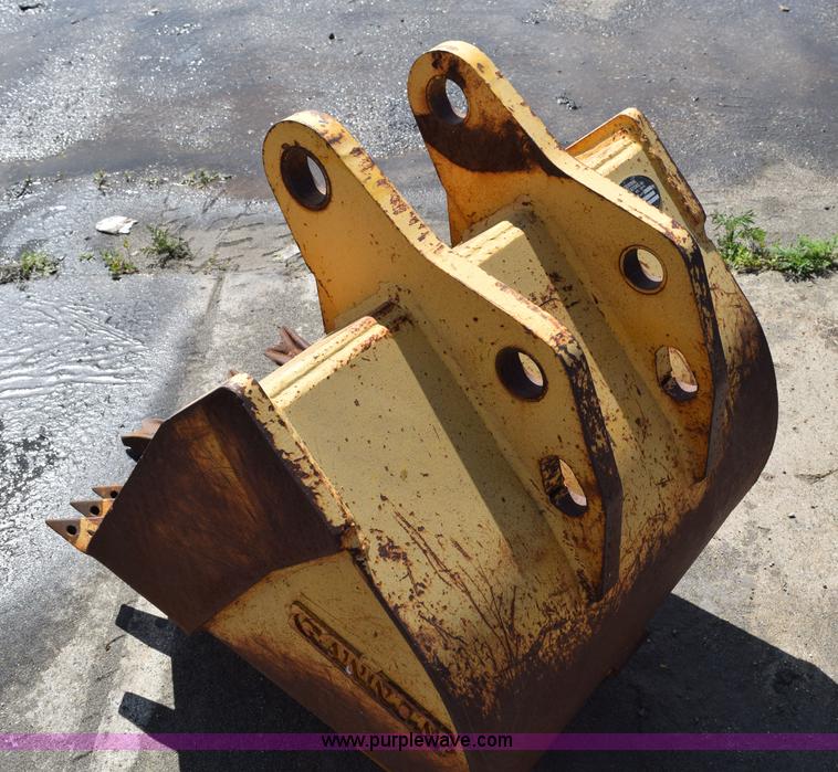 image for item L2565 1997 John Deere 310SE backhoe