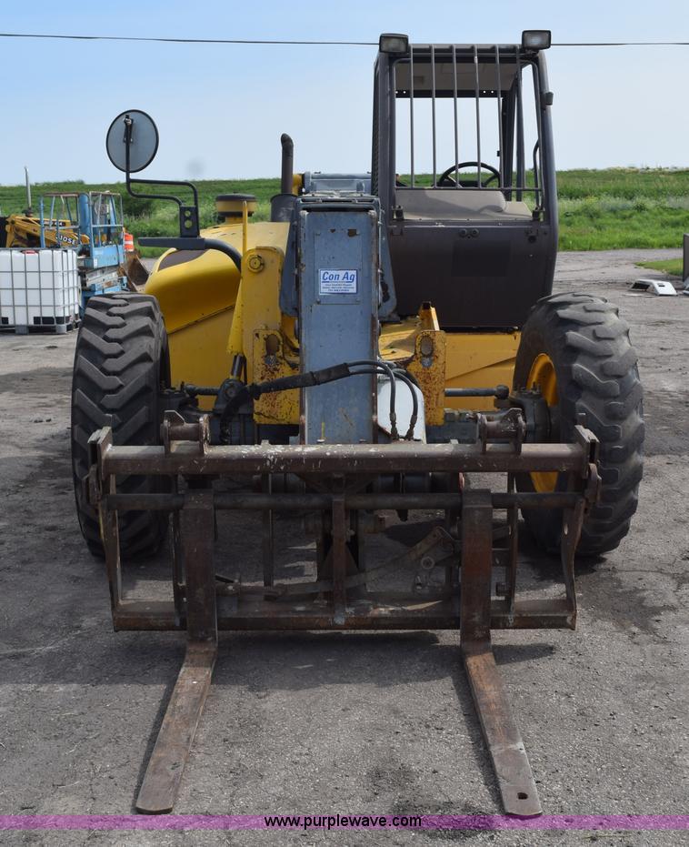 image for item L2568 1999 New Holland LM840 telehandler