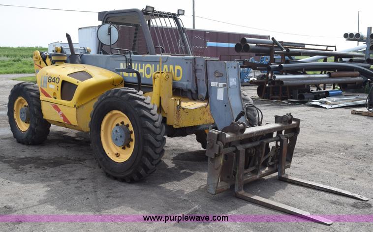 image for item L2568 1999 New Holland LM840 telehandler