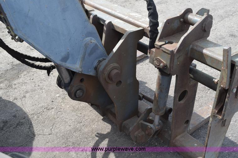 image for item L2568 1999 New Holland LM840 telehandler