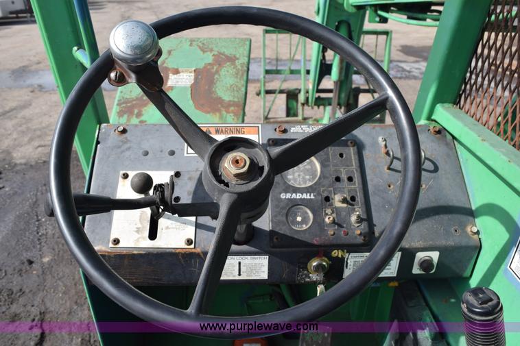 image for item L2575 Gradall 53406-42 telehandler